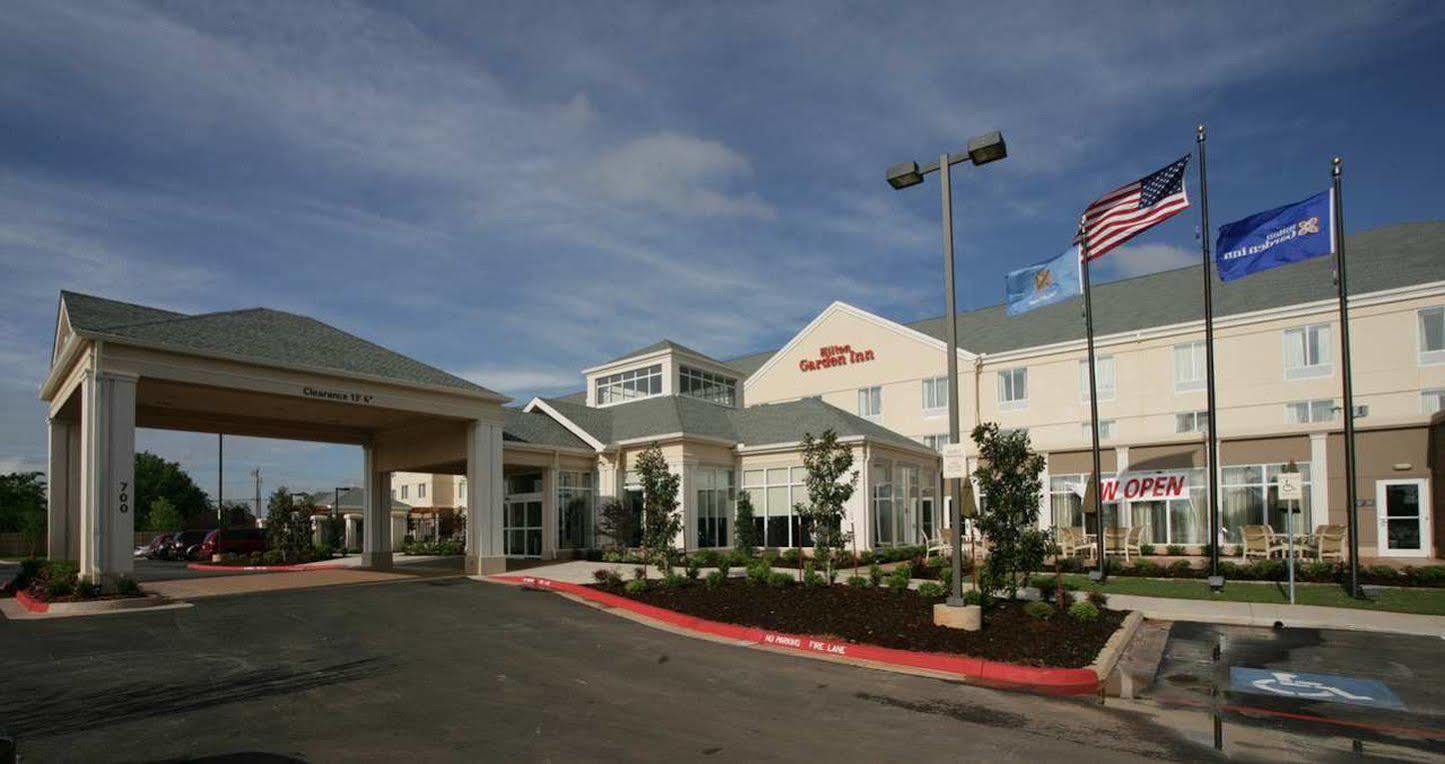 Hilton Garden Inn Норман Екстериор снимка
